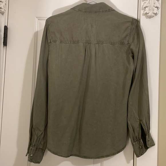 Abercrombie utility shirt - Picture 2 of 2